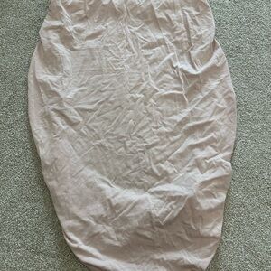 Kyte Baby Oval Bassinet Sheet in Blush - VGUC
